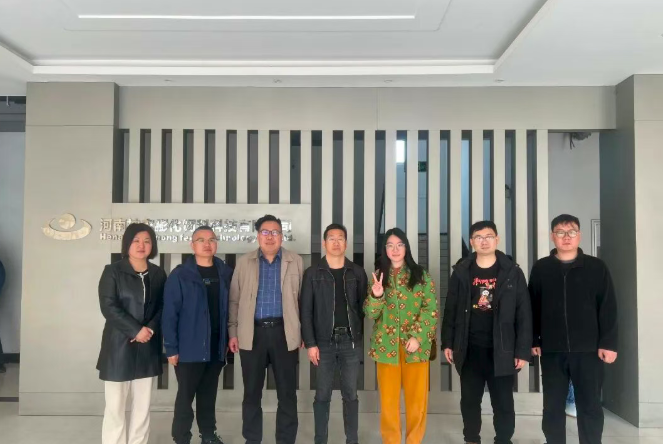 湘佳牧业赴神农膨化考察交流：共话品质基石，共谋产业发展